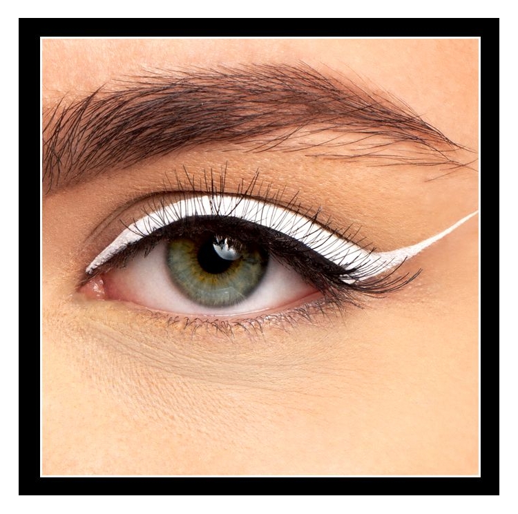 Eyeliner-ul lichid alb e perfect pentru aceasta vara! 