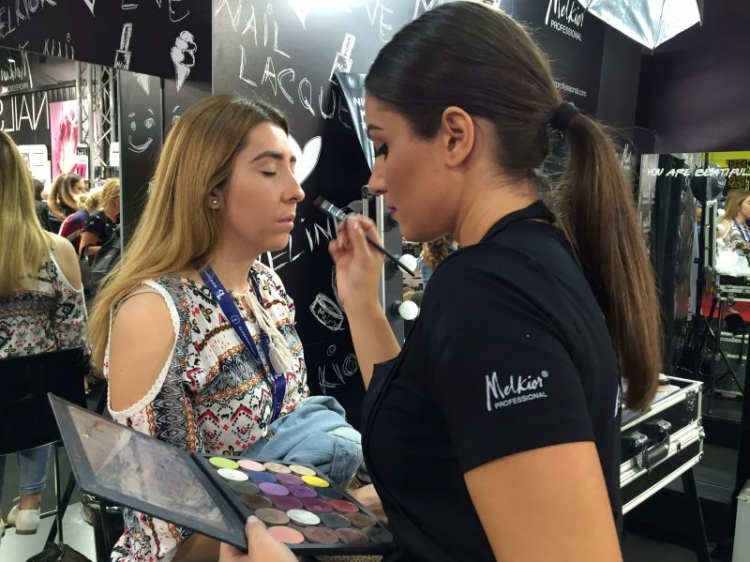 MELKIOR A PARTICIPAT LA COSMETICS BEAUTY HAIR 