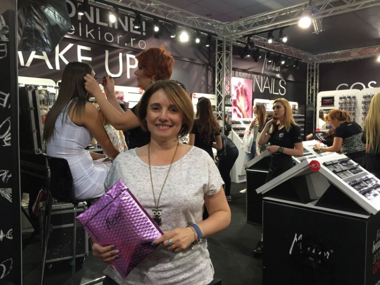 MELKIOR A PARTICIPAT LA COSMETICS BEAUTY HAIR 