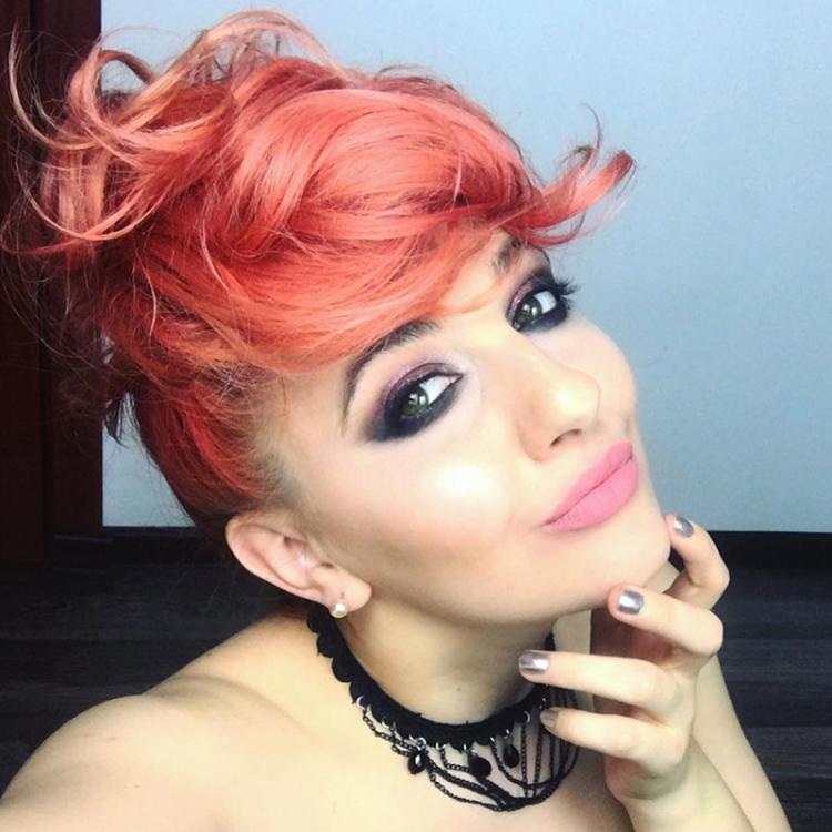 Make-up Artist Alina Barbu te invata cum sa-ti asortezi machiajul 